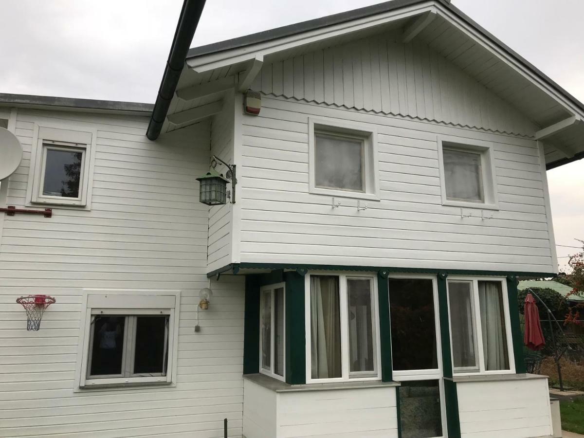 House at Lake Alte Donau in Wenen Buitenkant foto